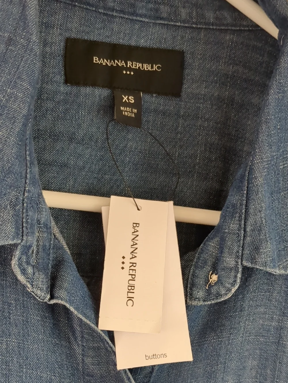 NWT XS Banana Republic Factory Blue Long Sleeve Button Up Shirt Top